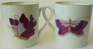 Mugs en porcelaine de Limoges personnalisés avec des papillons